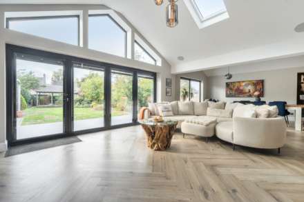 Avenue Road, St Neots, Image 5