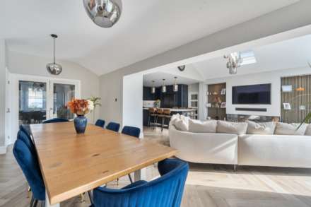 Avenue Road, St Neots, Image 6