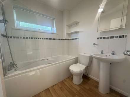 Edinburgh Drive, St Ives, Image 10