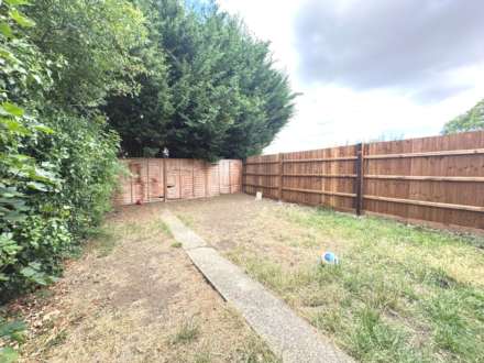 Edinburgh Drive, St Ives, Image 11