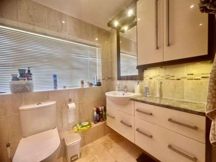 Curlew Place, St Neots, Image 11