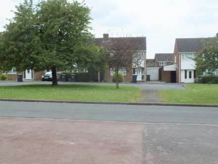 Curlew Place, St Neots, Image 2