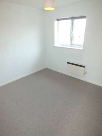 Cromwell Court, Eynesbury, Image 6