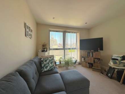 Huntingdon Street, St Neots, Image 3