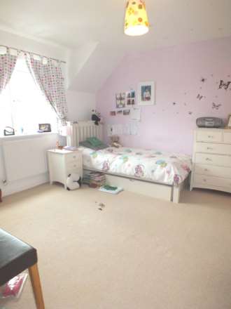 Coneygeare Court, St Neots, Image 10