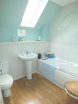 Coneygeare Court, St Neots, Image 12