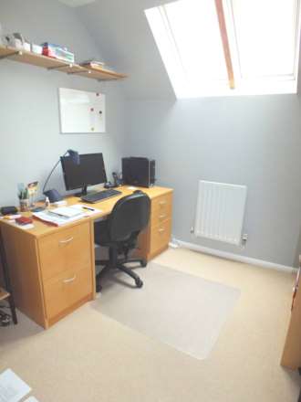 Coneygeare Court, St Neots, Image 13
