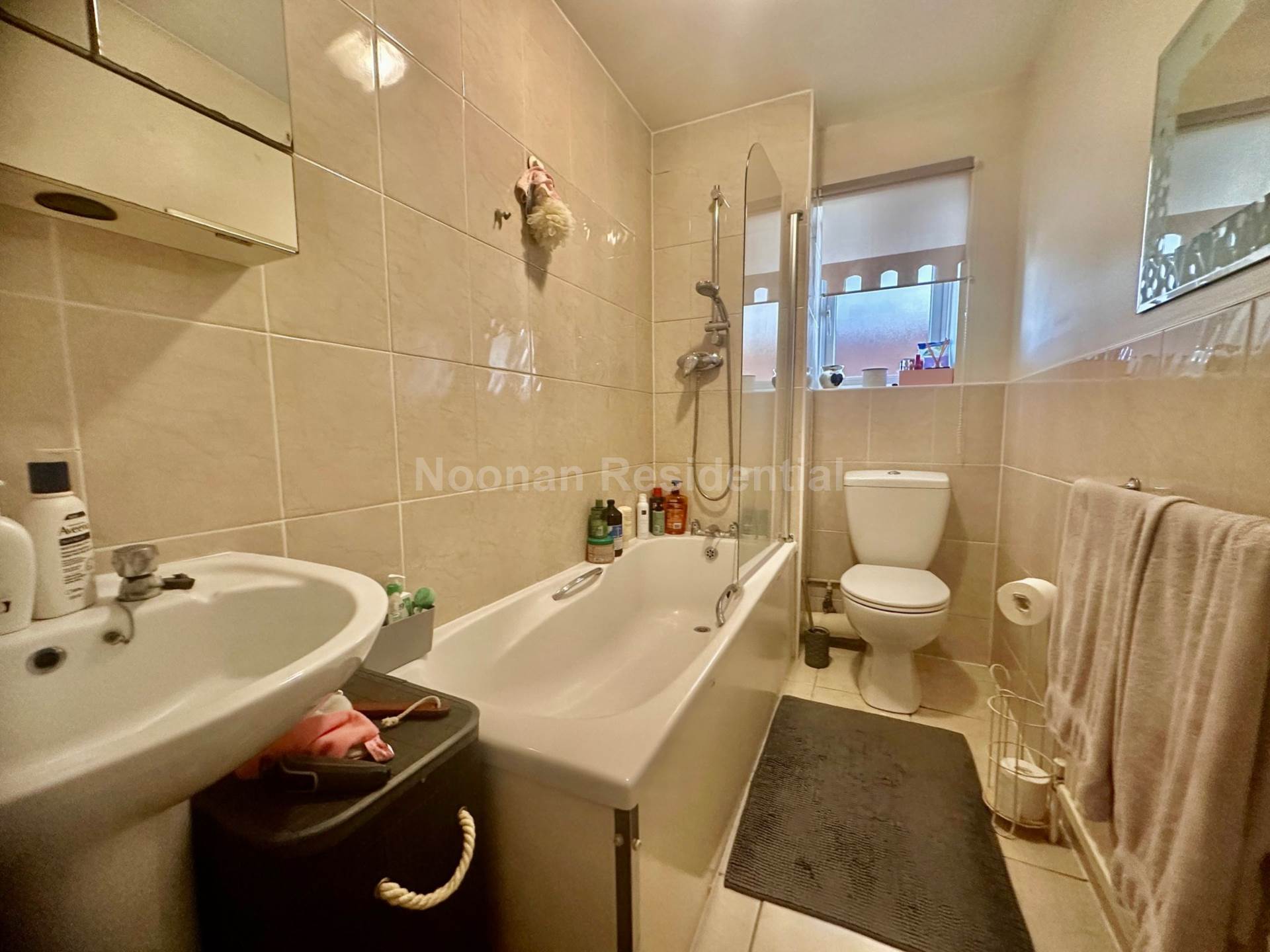 East Court,East Street, St Neots, Image 5