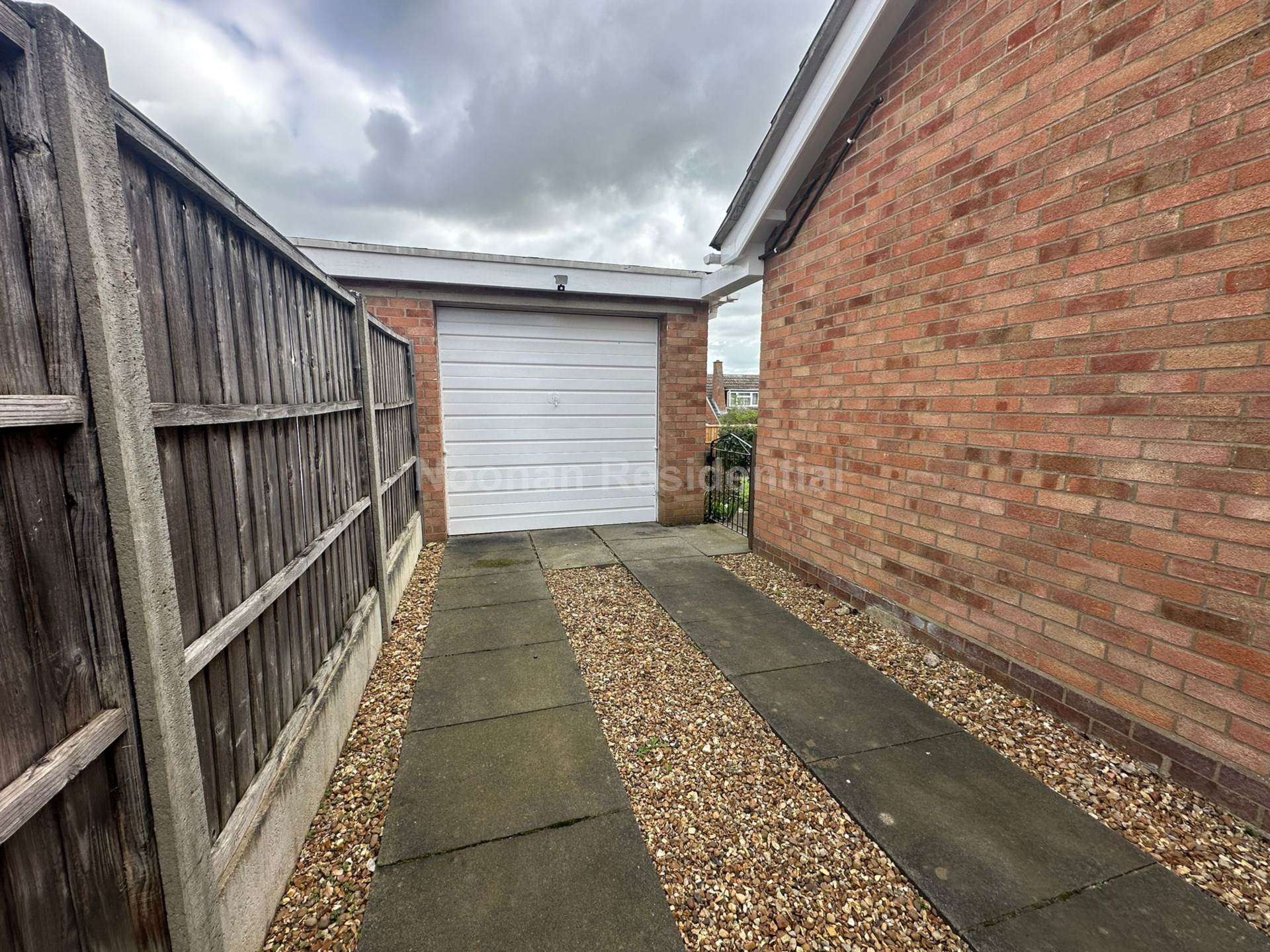 Culloden Close, Eaton Ford, Image 10