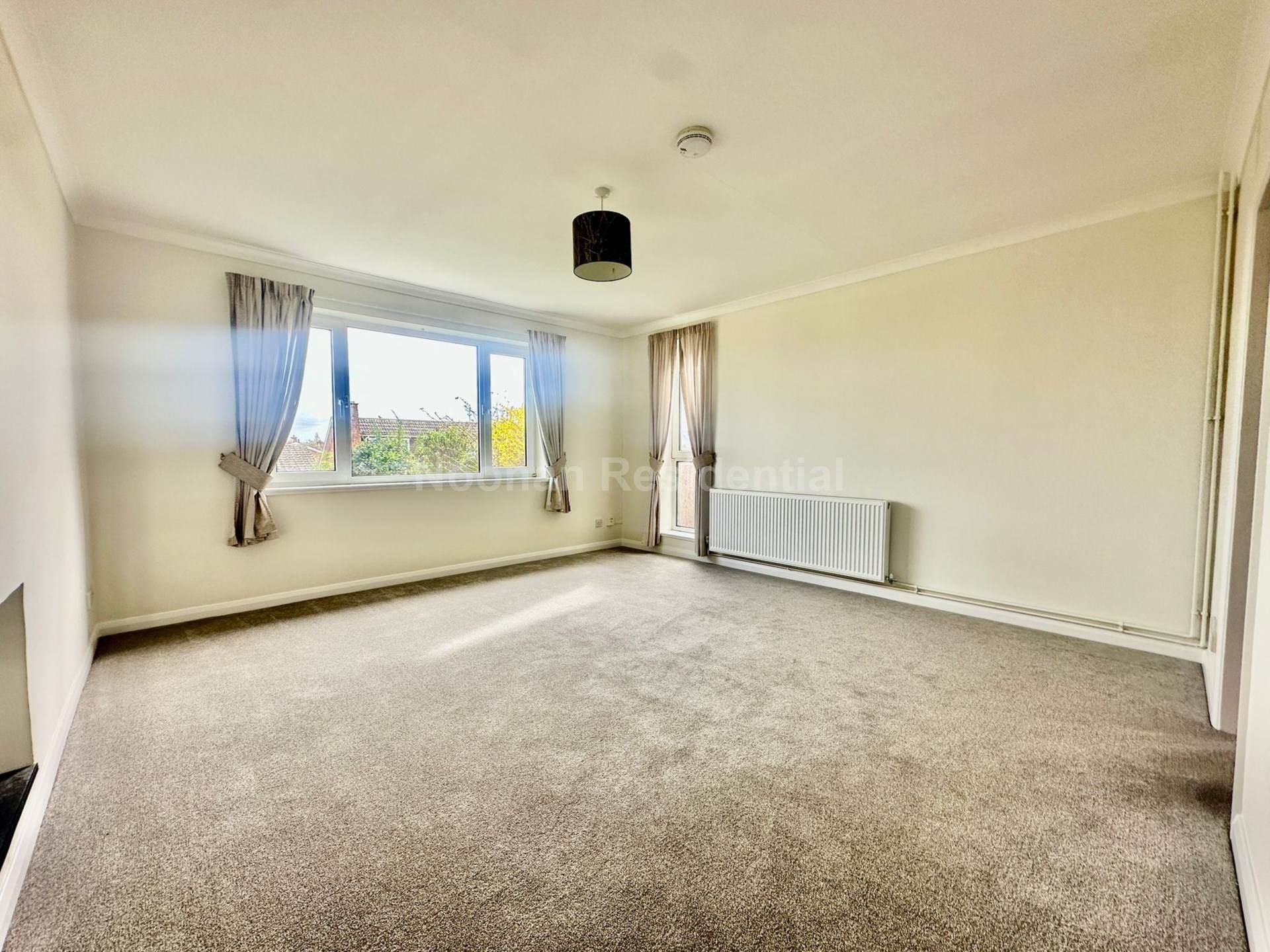 Culloden Close, Eaton Ford, Image 4