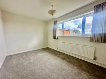 Culloden Close, Eaton Ford, Image 5