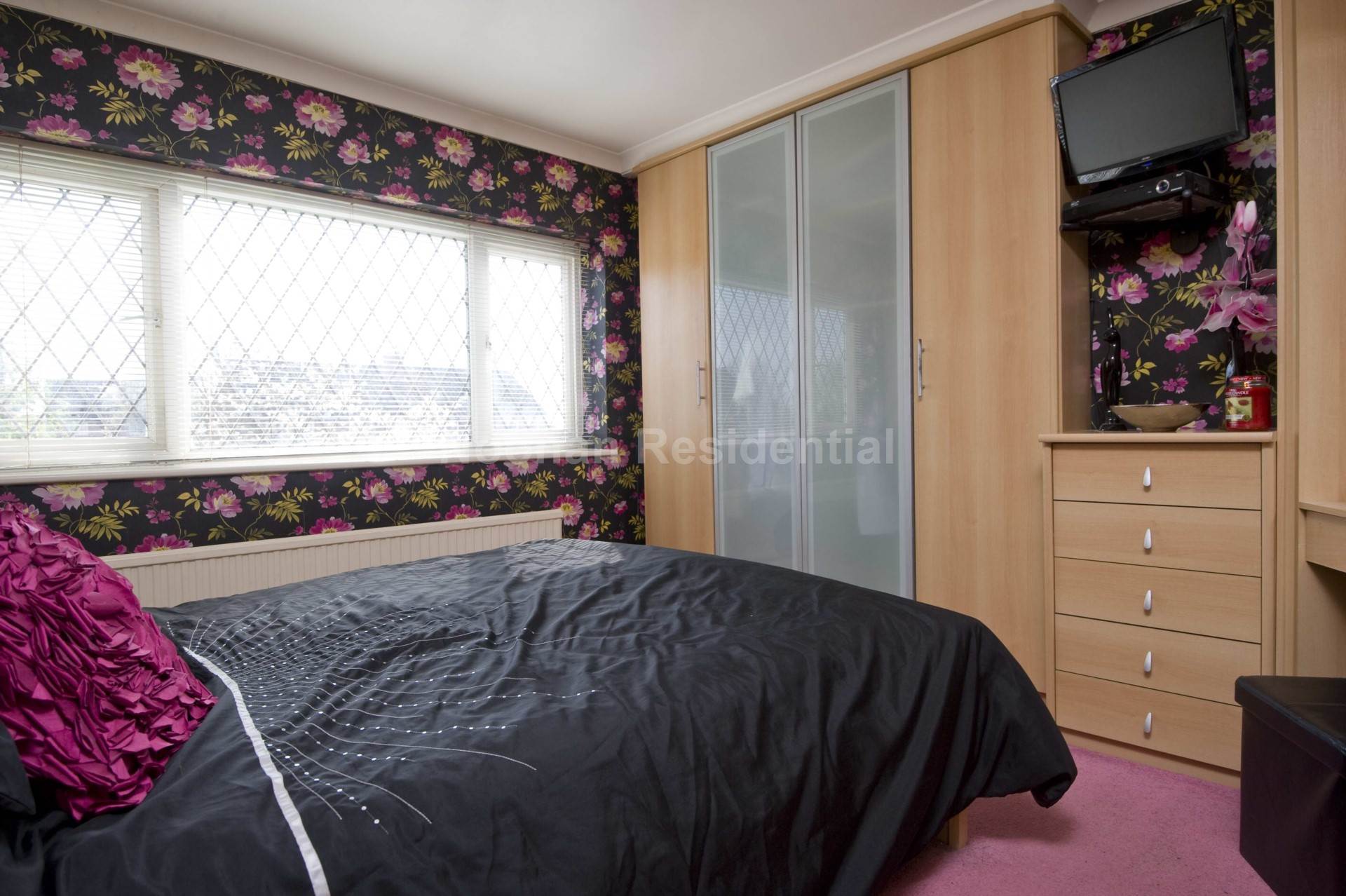 Eagle Court, St. Neots, Image 10