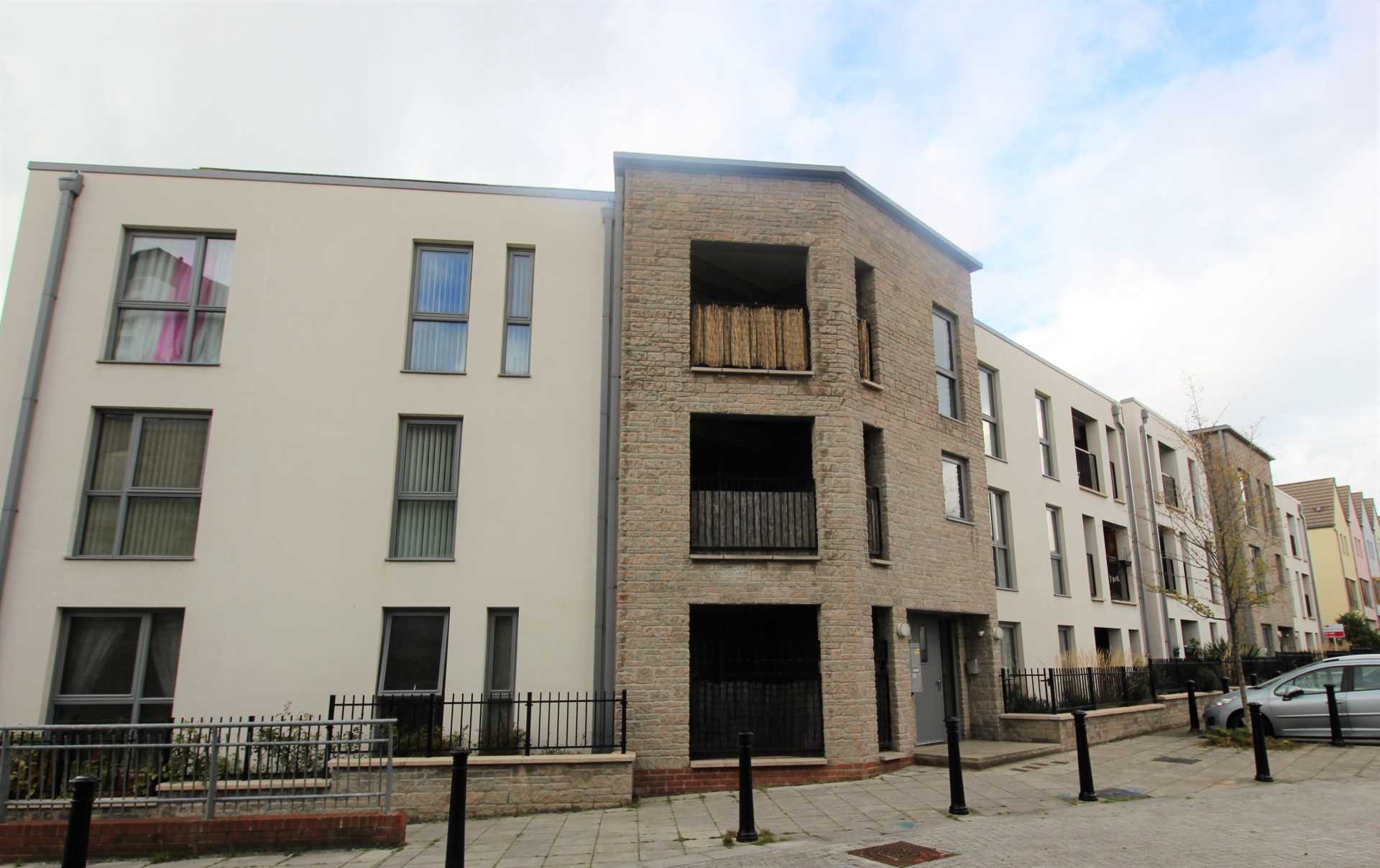 Wall Street, Plymouth, PL1, Image 1