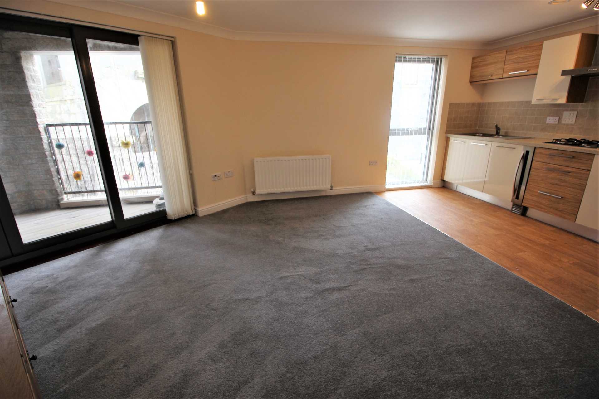 Wall Street, Plymouth, PL1, Image 4