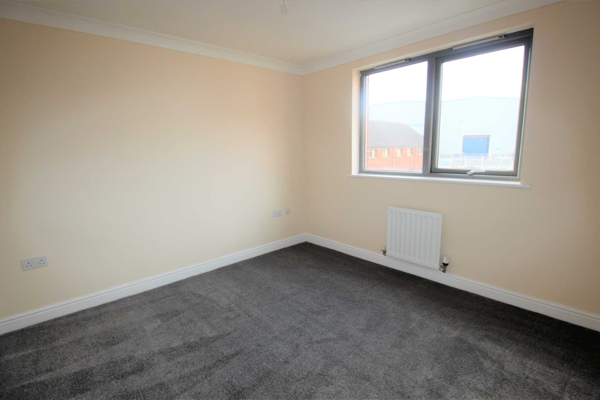 Wall Street, Plymouth, PL1, Image 7