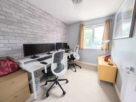 Cobham Close, Glenholt, PL6 7FE, Image 11