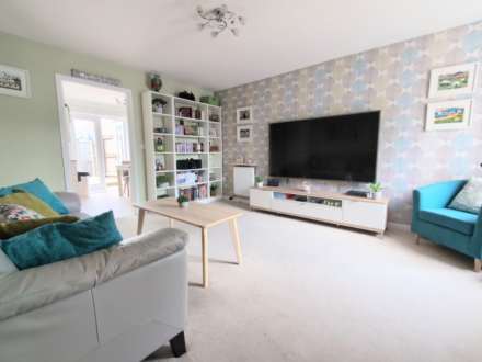 Cobham Close, Glenholt, PL6 7FE, Image 3