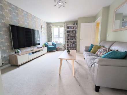 Cobham Close, Glenholt, PL6 7FE, Image 4