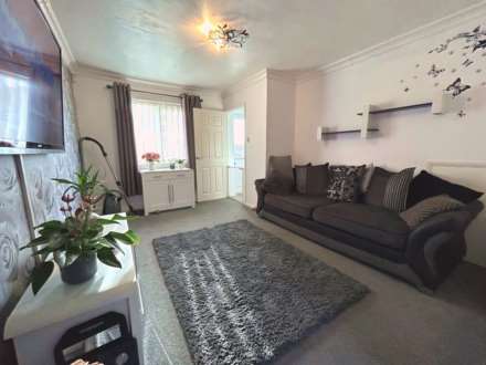 Cayley Way, Kings Tamerton, PL5 2UA, Image 2