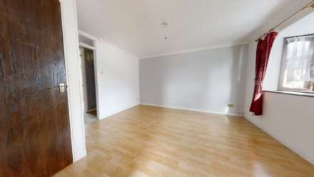 Finch Close, Laira, PL3 6AY, Image 3