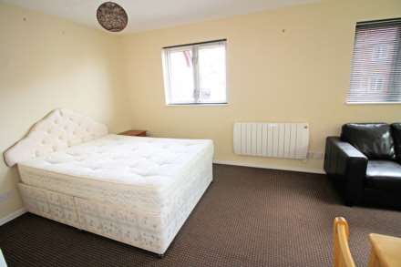 College Dean Road, Derriford, PL6, Image 5