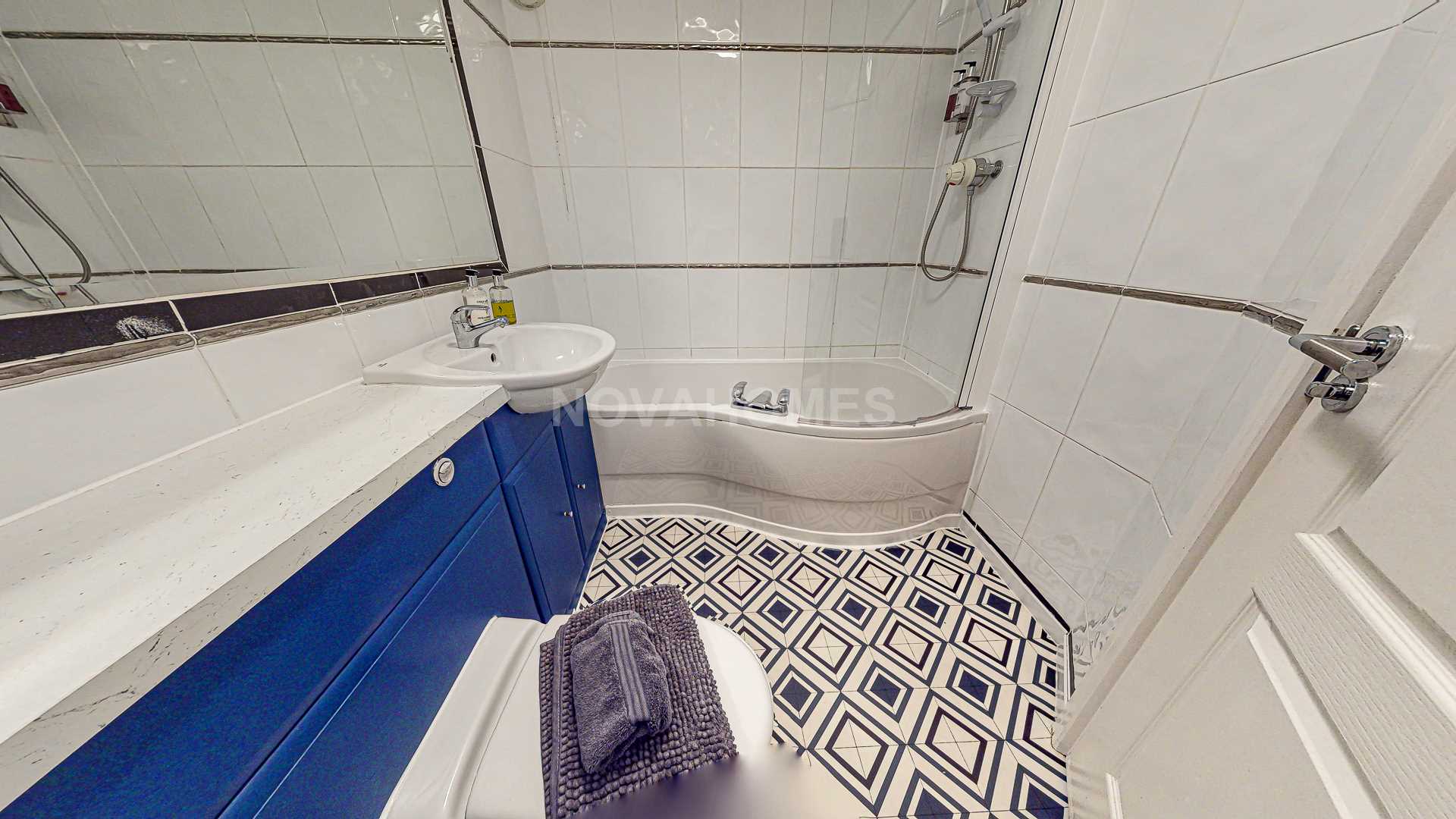 Regent Street, Greenbank, PL4, Image 10