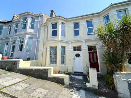 Pentyre Terrace, Plymouth, PL4 8RW