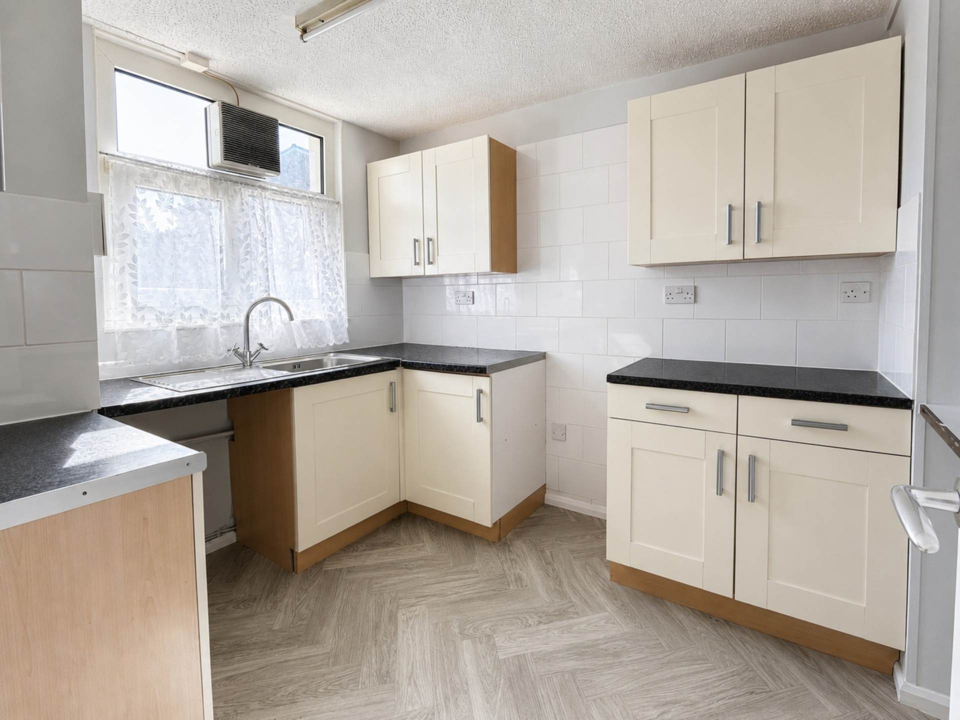 Cunningham Road, Plymouth, PL5 4PS, Image 2