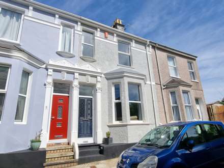2 Bedroom Terrace, St Mawes Terrace, Plymouth, PL2 1LS