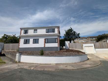 Bearsdown Close, Eggbuckland, PL6 5TX