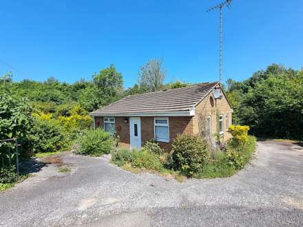 Valley View Road, Plymouth, PL3 6QJ