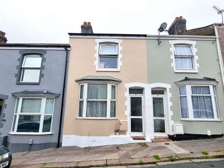 Glenmore Avenue, Plymouth, PL2 1HY