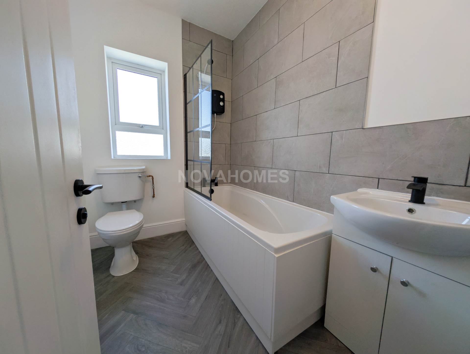 Glenmore Avenue, Plymouth, PL2 1HY, Image 11