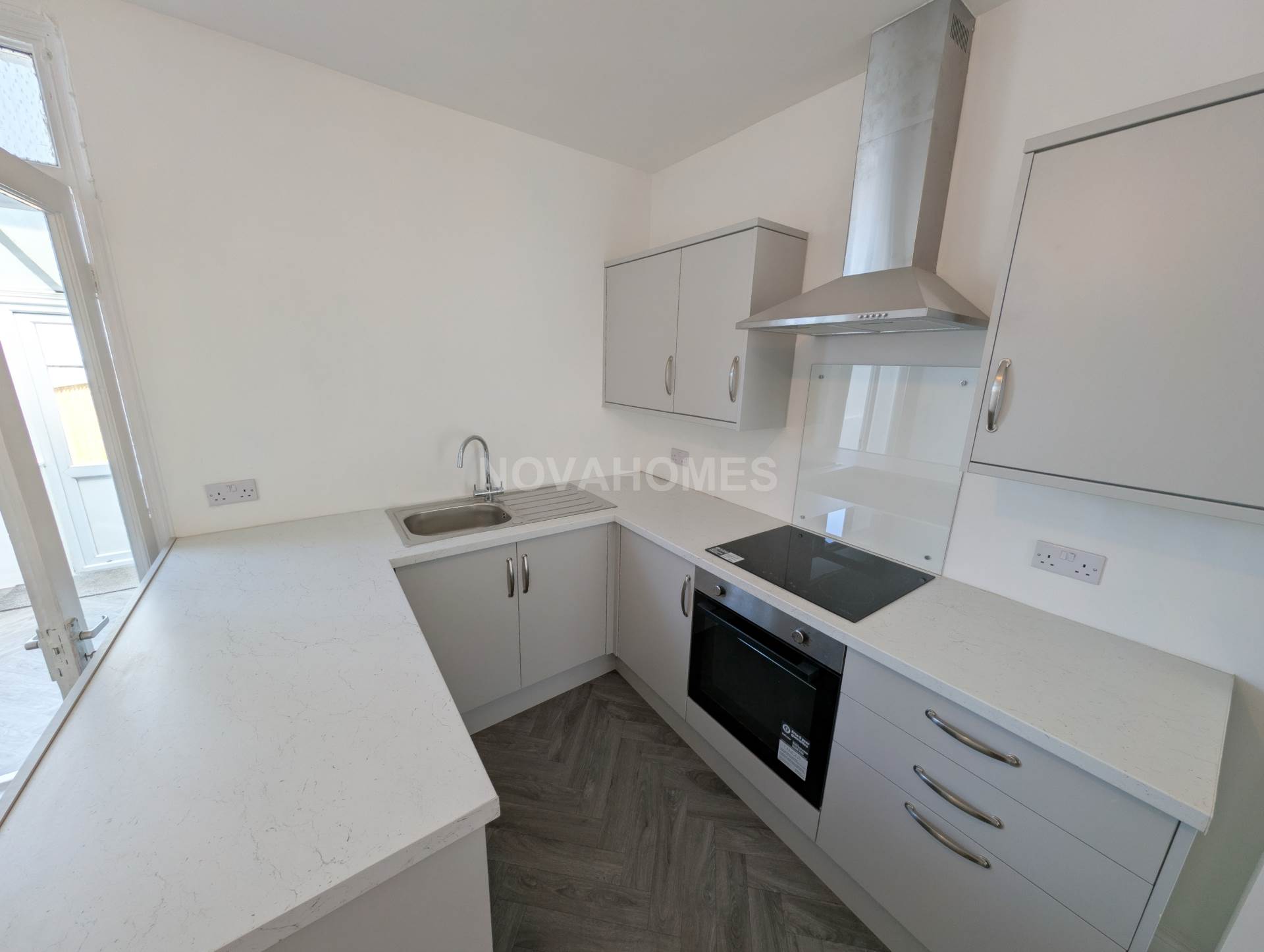 Glenmore Avenue, Plymouth, PL2 1HY, Image 5