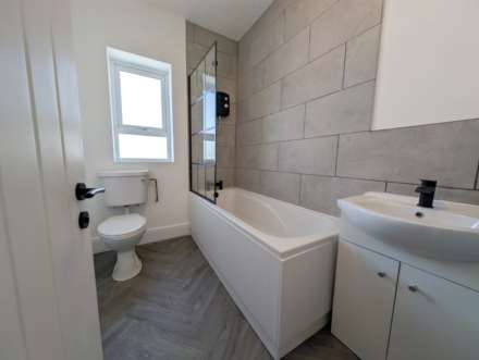 Glenmore Avenue, Plymouth, PL2 1HY, Image 11
