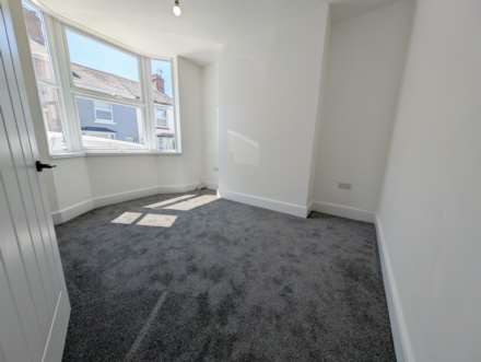 Glenmore Avenue, Plymouth, PL2 1HY, Image 2