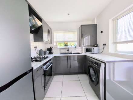 Ainslie Terrace, Plymouth, PL2 2EF, Image 4