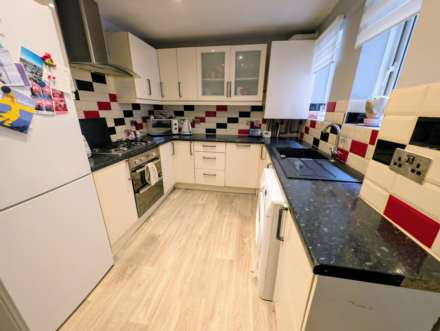 Coombe Way, Kings Tamerton, PL5 2HB, Image 5