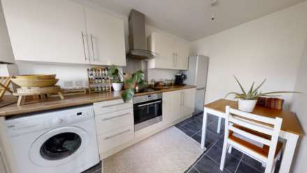 Tregenna Close, PL7, Image 2
