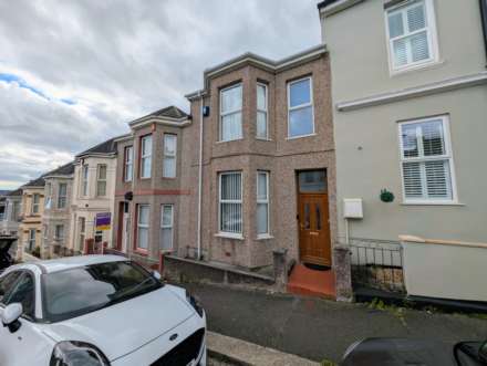 Durham Avenue, Plymouth, PL4 8SP