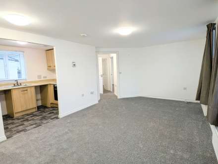 Fleetwood Gardens, Plymouth, PL6 6FB, Image 2