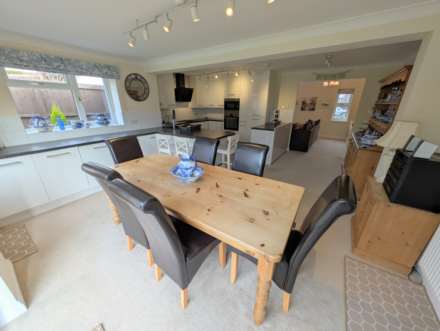 Elmwood Close, Plymouth, PL6 7JY, Image 6