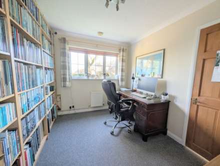 Frensham Gardens, Glenholt, PL6 7JU, Image 5