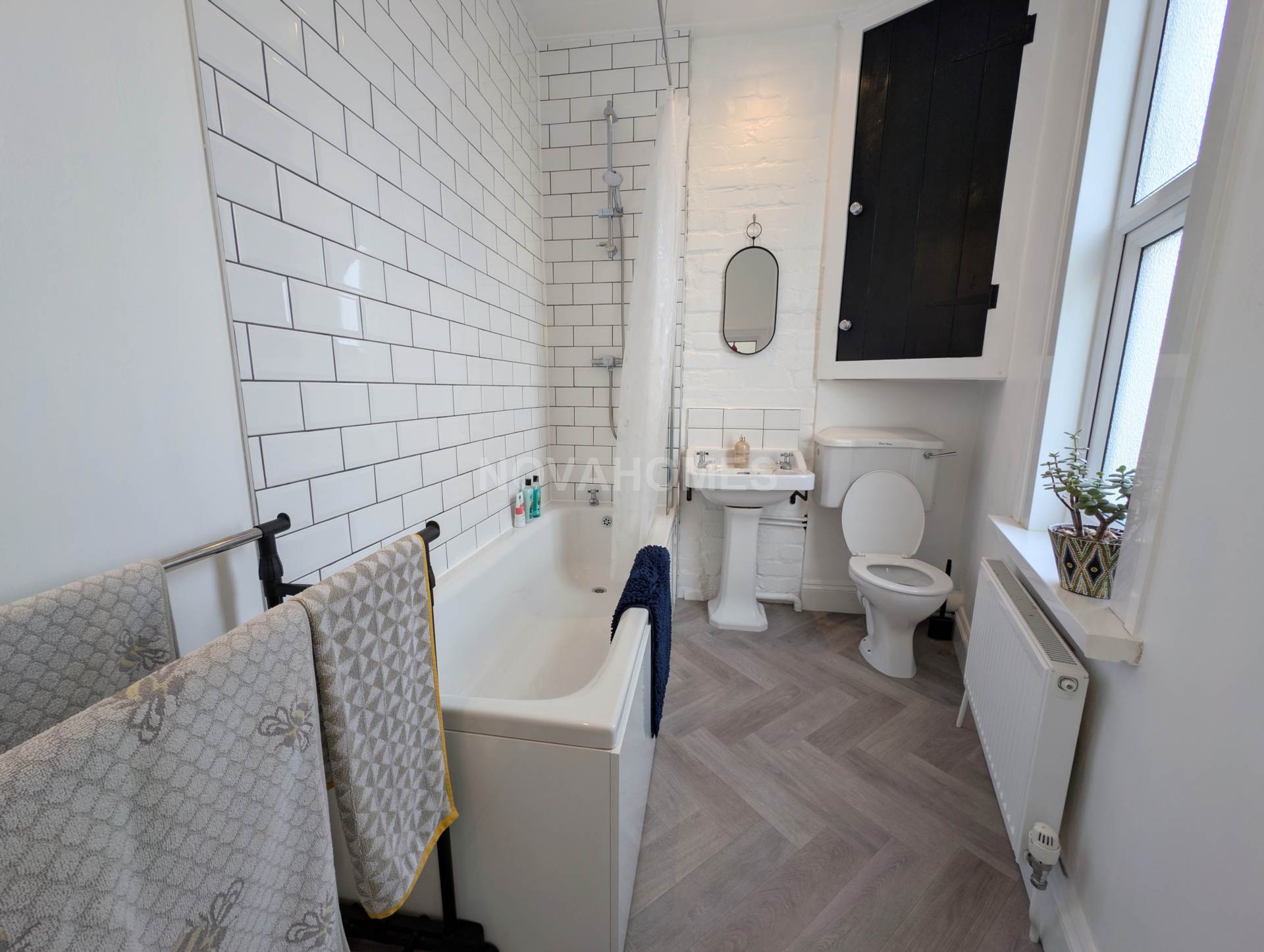 Winston Avenue, Mutley, PL4 6AZ, Image 11