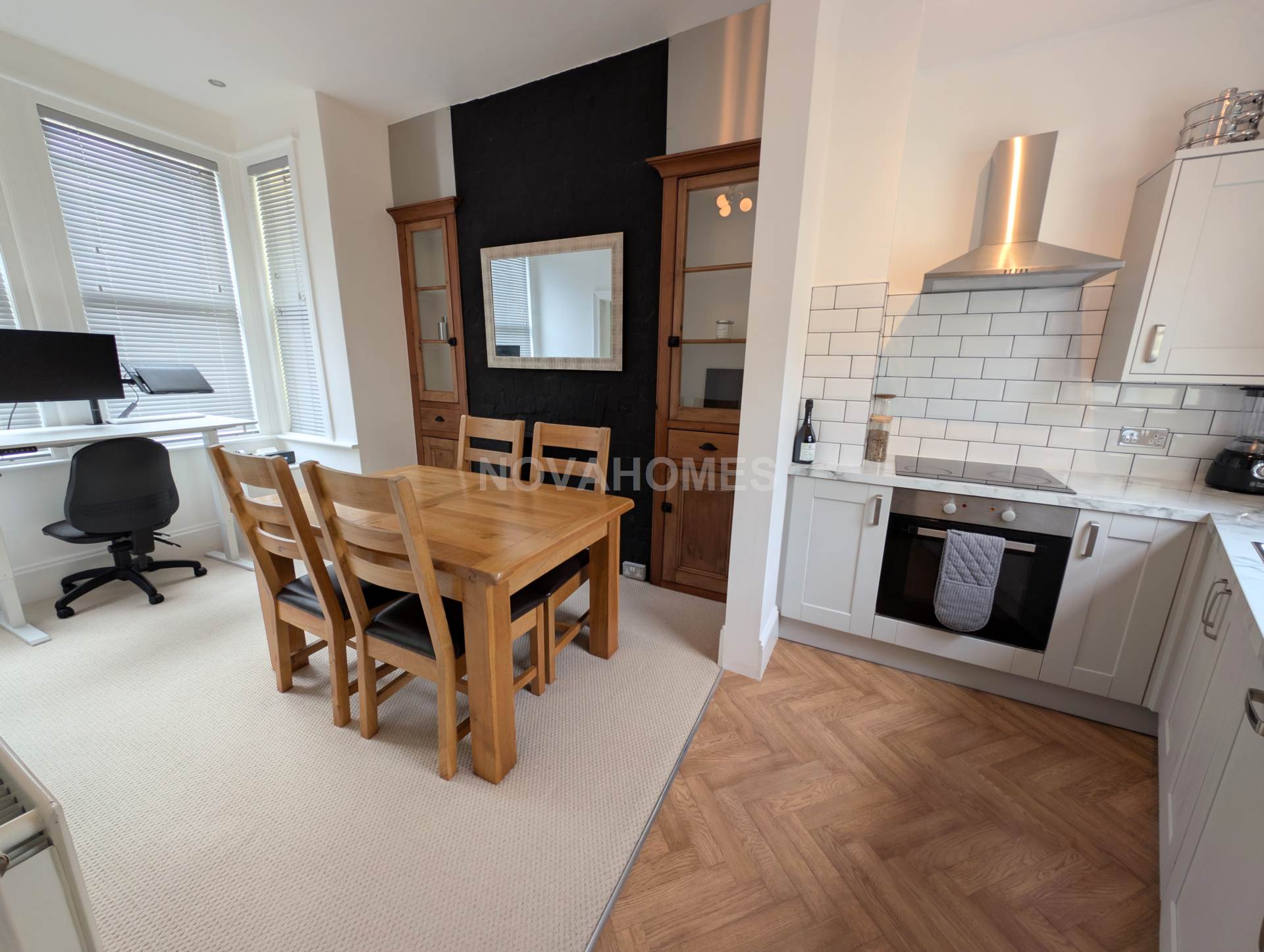 Winston Avenue, Mutley, PL4 6AZ, Image 22