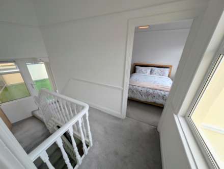 Winston Avenue, Mutley, PL4 6AZ, Image 19