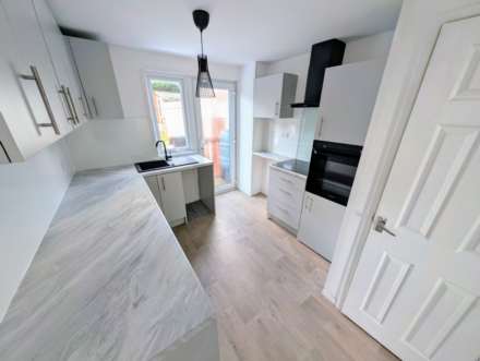 Weir Close, Mainstone, PL6 8SD, Image 3
