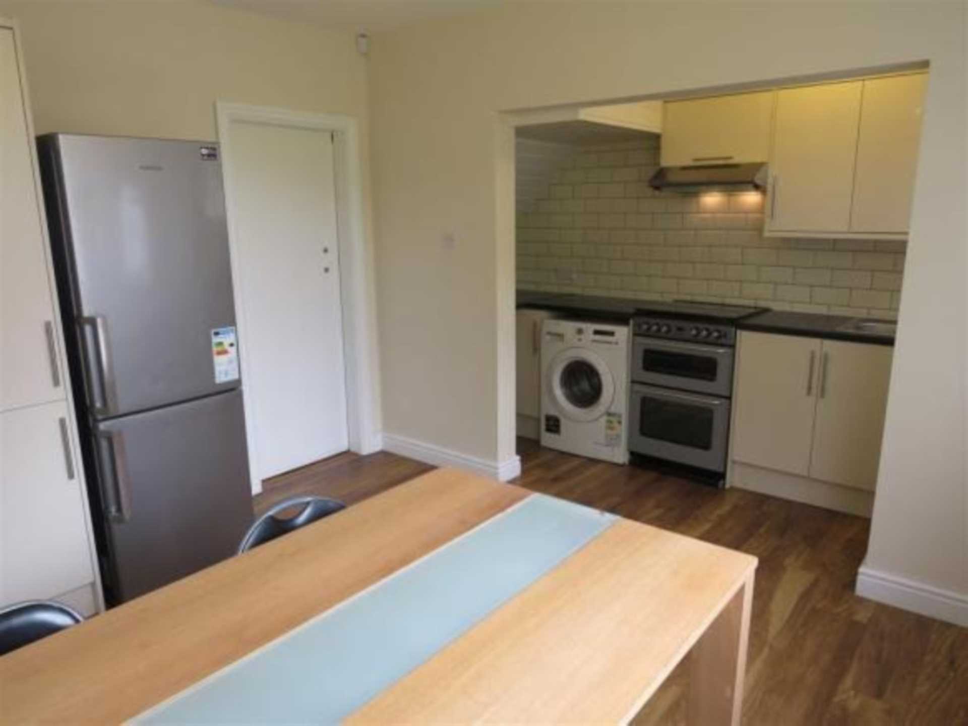 39 Park View Avenue Burley LS4 2LH, Image 5
