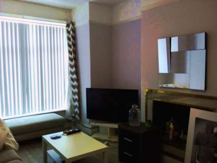 126 Ash Road Headingley Leeds LS6 3HD, Image 3