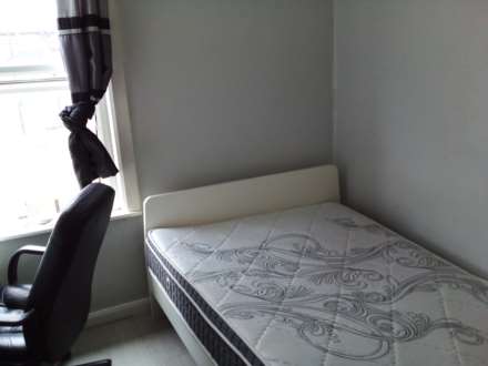 126 Ash Road Headingley Leeds LS6 3HD, Image 9